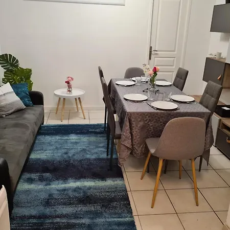 Comfortable 3 Bedrooms With Lift - Dodo Et Tartine * ツーロン